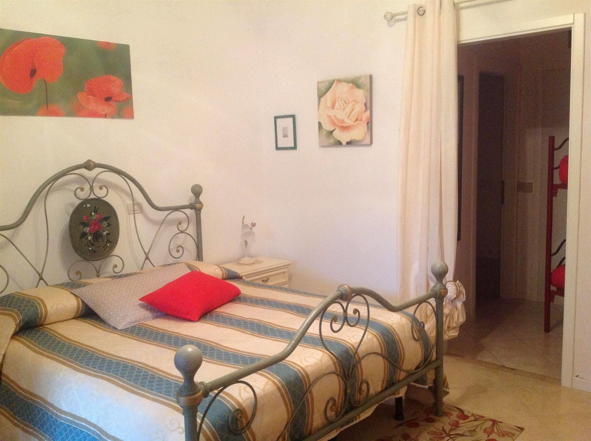 B&B A Casa Di Marta คาวัลลิโน-เตรปอร์ติ ภายนอก รูปภาพ