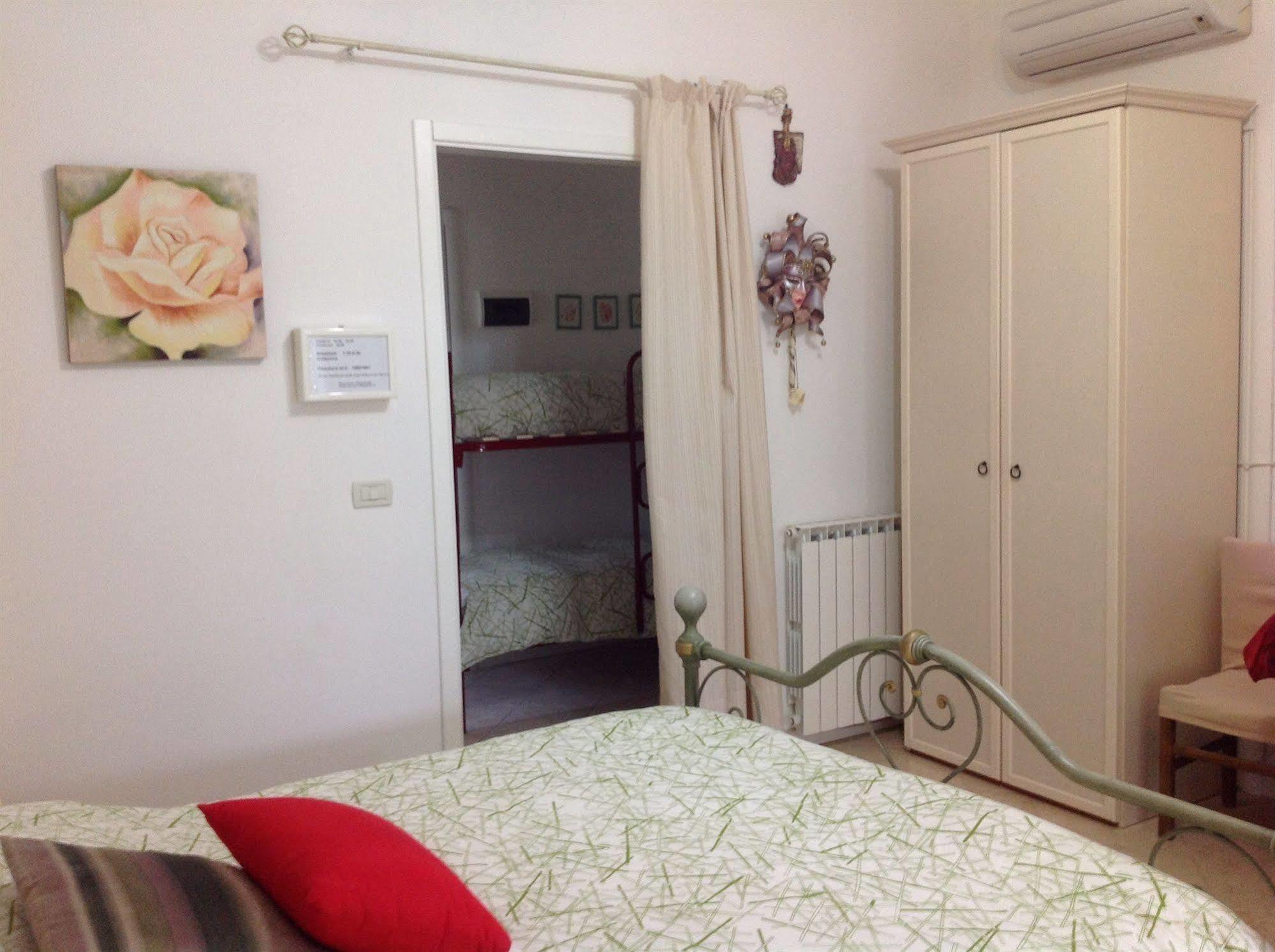 B&B A Casa Di Marta คาวัลลิโน-เตรปอร์ติ ภายนอก รูปภาพ